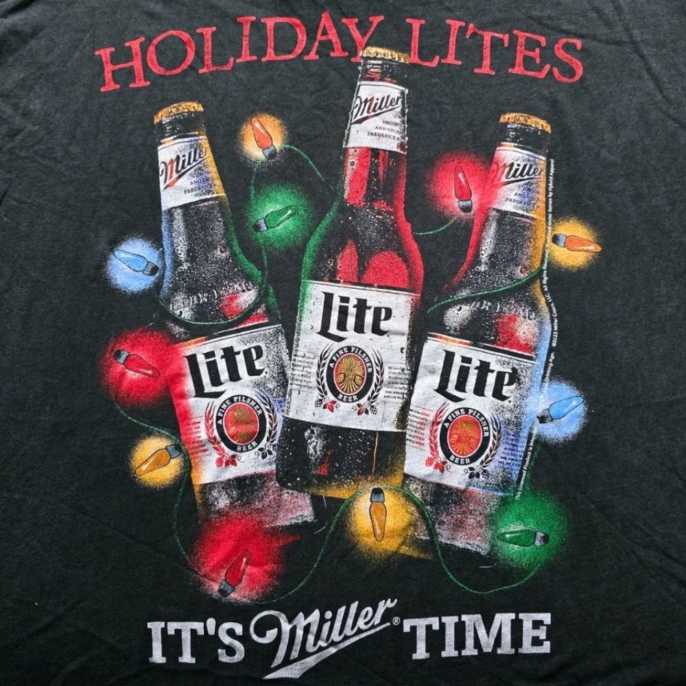 Abercrombie & Fitch Miller Beer Holiday Lites Christmas T-shirt Distressed XXL - Picture 3 of 6